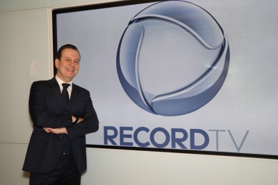 Celso Zucatelli é o novo apresentador do Balanço Geral Manhã na Record TV