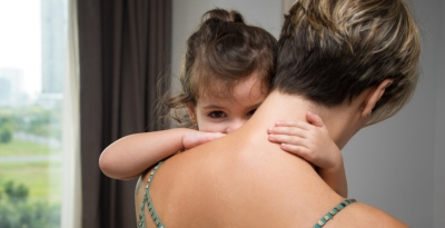 Como fortalecer uma criança tímida?