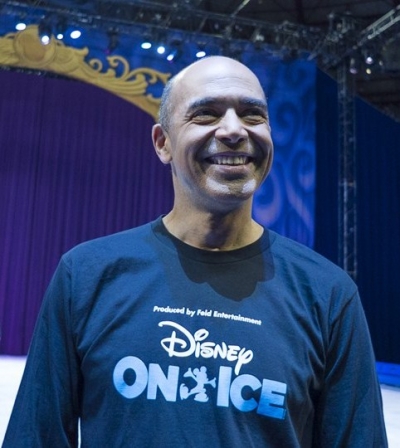 Mario Castro, o único patinador brasileiro do elenco da Disney On Ice nos conta um pouco de suas conquistas pelo mundo
