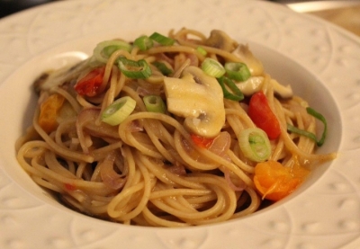 Spaghettini Integrale com tomatinhos frescos e cogumelos
